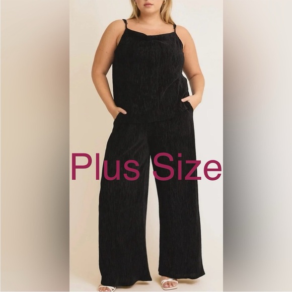 Gilli Pants - Gilli Plus Size Black Textured Cami & Wide Leg 2 Piece Set with Pockets Host Pic